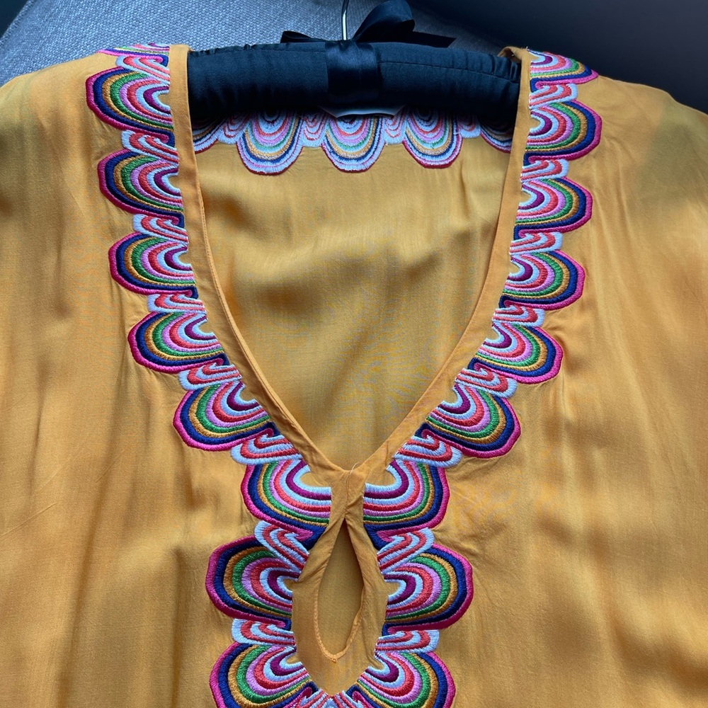 Trina Turk swimsuit coverup - Picture 5 of 7
